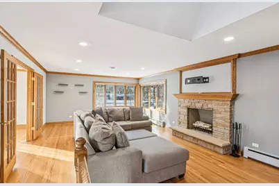 2945 S Scott Street, Des Plaines, IL 60018 - Photo 6