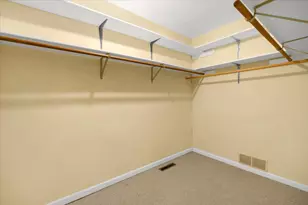 563 St Johns Rd, Woodstock, IL 60098 - Photo 18