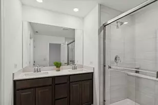 406 Red Oak Cir, Volo, IL 60020 - Photo 10