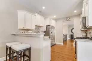 1093 Glendale Rd, Pingree Grove, IL 60140 - Photo 8