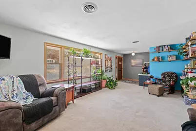 2018 S Cottage Grove Avenue, Urbana, IL 61801 - Photo 6