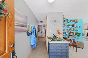 2018 S Cottage Grove Ave, Urbana, IL 61801 - Photo 4