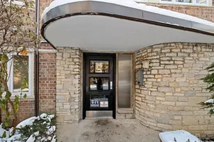 1960 W Hood Ave, Chicago, IL 60660 - Photo 16