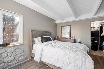 1960 W Hood Avenue #2C, Chicago, IL 60660 - Photo 8