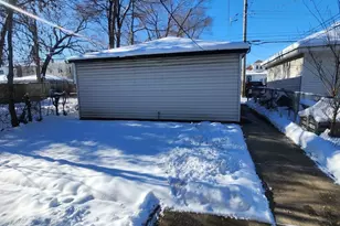 1436 N Luna Ave, Chicago, IL 60651 - Photo 34