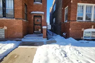 1436 N Luna Ave, Chicago, IL 60651 - Photo 2