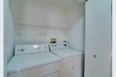 1231 Silverstone Drive #1231, Carpentersville, IL 60110 - Photo 20