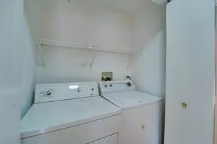 1231 Silverstone Dr, Carpentersville, IL 60110 - Photo 20