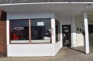 317 W Madison St, Pontiac, IL 61764 - Photo 1