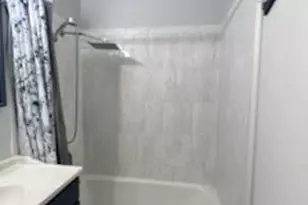 8999 Kennedy Dr, Des Plaines, IL 60016 - Photo 10