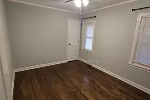 8728 S Merrill Ave, Chicago, IL 60617 - Photo 6
