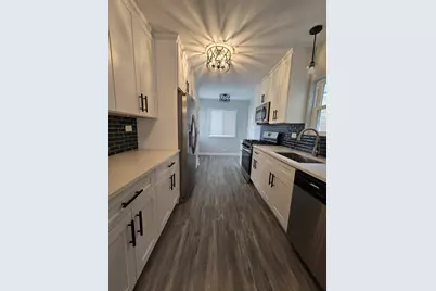 8728 S Merrill Avenue, Chicago, IL 60617 - Photo 8