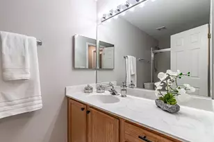 349 Pine Lake Cir, Vernon Hills, IL 60061 - Photo 12