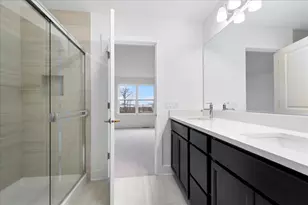 [Address not provided], Morton Grove, IL 60053 - Photo 20