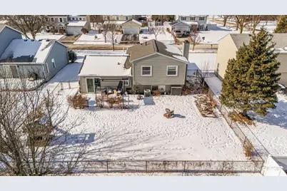 320 Homestead Drive, Bolingbrook, IL 60440 - Photo 32