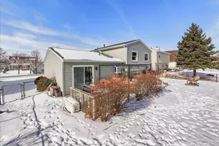 320 Homestead Dr, Bolingbrook, IL 60440 - Photo 24