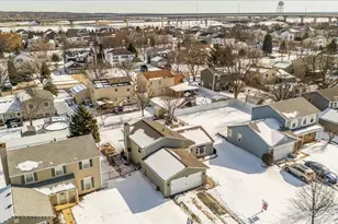 320 Homestead Dr, Bolingbrook, IL 60440 - Photo 28