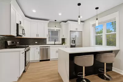 8404 S Carpenter Street, Chicago, IL 60620 - Photo 2