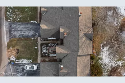 378 Sandhurst Circle #7, Glen Ellyn, IL 60137 - Photo 14