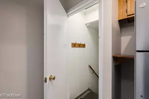 378 Sandhurst Cir, Glen Ellyn, IL 60137 - Photo 12