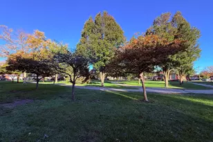 1119 E Algonquin Rd, Arlington Heights, IL 60005 - Photo 2