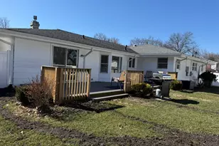 5766 Hoylake Dr, Rockford, IL 61107 - Photo 6