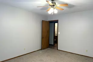 5766 Hoylake Dr, Rockford, IL 61107 - Photo 26