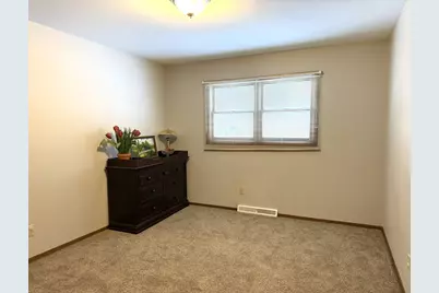 5766 Hoylake Drive, Rockford, IL 61107 - Photo 28