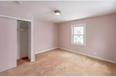 6704 Trumbull Avenue, Lincolnwood, IL 60712 - Photo 10