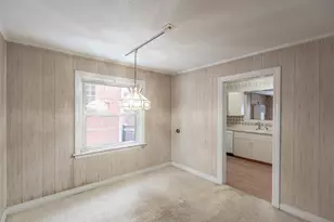 6704 Trumbull Ave, Lincolnwood, IL 60712 - Photo 4