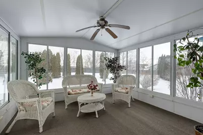 1712 Dusk Drive, Zion, IL 60099 - Photo 8