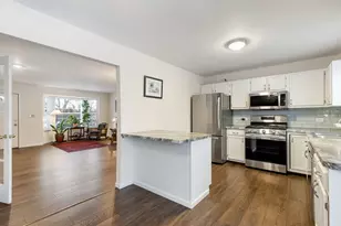 1712 Dusk Dr, Zion, IL 60099 - Photo 10