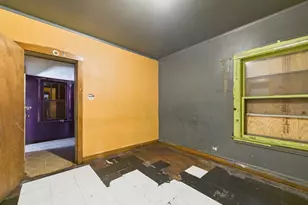 2001 S 11th Ave, Maywood, IL 60153 - Photo 10