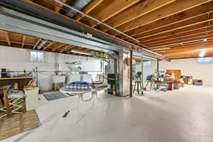 145 Sherwood Dr, Cary, IL 60013 - Photo 22