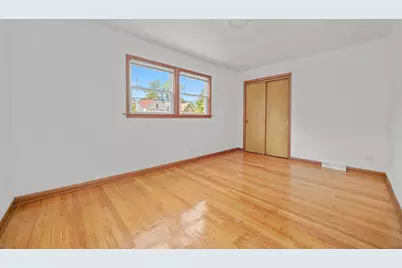 6642 S Wolcott Avenue, Chicago, IL 60636 - Photo 8