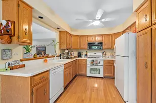 5426 Bonnie Trail, Oak Forest, IL 60452 - Photo 6