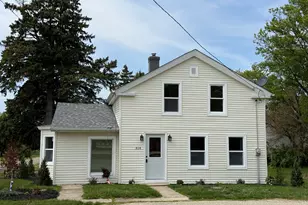 314 S High St, Granville, IL 61326 - Photo 2