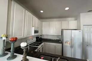 2600 Providence Ave, Aurora, IL 60503 - Photo 12