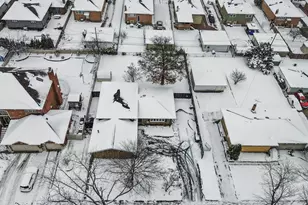 8939 Melvina Ave, Oak Lawn, IL 60453 - Photo 4