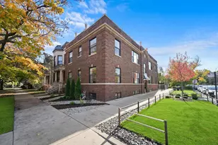4153 N Hermitage Ave, Chicago, IL 60613 - Photo 2