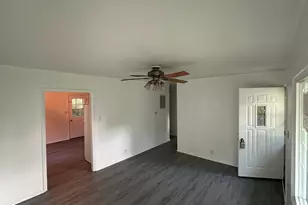 [Address not provided], Dekalb, IL 60115 - Photo 6