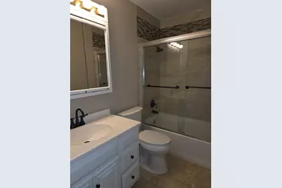 [Address not provided], Schaumburg, IL 60193 - Photo 12