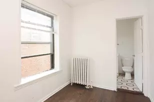 929 W Sunnyside Ave, Chicago, IL 60640 - Photo 8