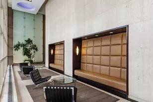 5320 N Sheridan Rd, Chicago, IL 60640 - Photo 2