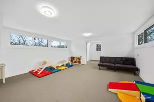 20 Forbes Rd, Riverside, IL 60546 - Photo 12