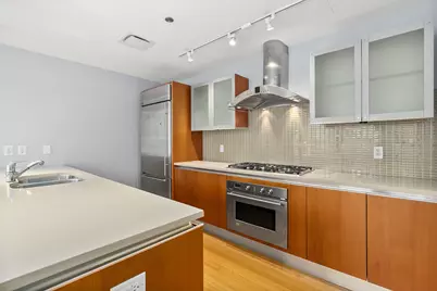 340 E Randolph Street #302, Chicago, IL 60601 - Photo 6