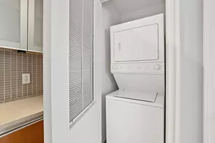 340 E Randolph St, Chicago, IL 60601 - Photo 14
