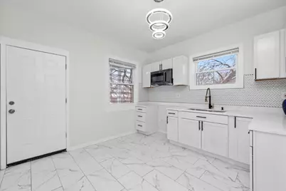 [Address not provided], Chicago, IL 60636 - Photo 6