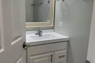 528 Surf Ct, Wheeling, IL 60090 - Photo 12