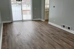 528 Surf Ct, Wheeling, IL 60090 - Photo 14